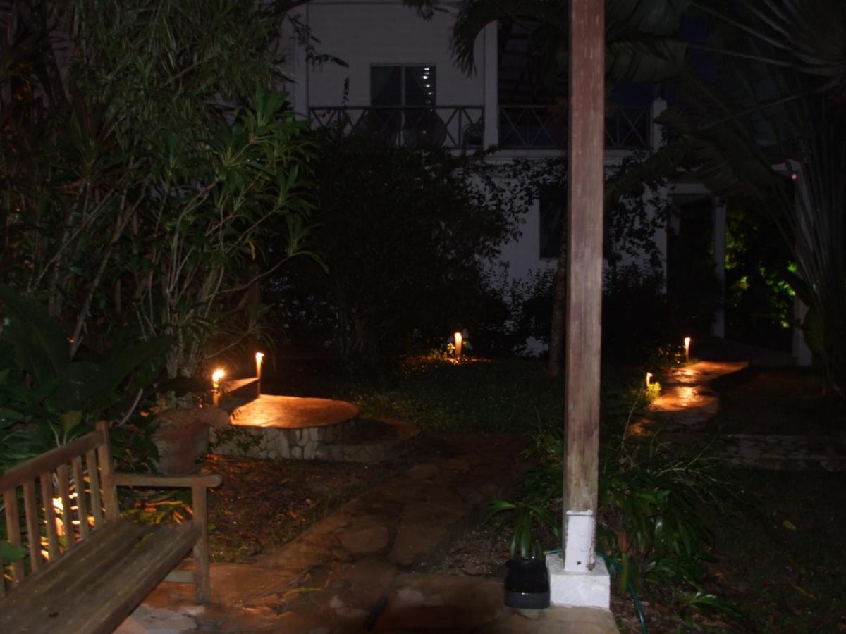 Bluebelize B&B Punta Gorda Buitenkant foto