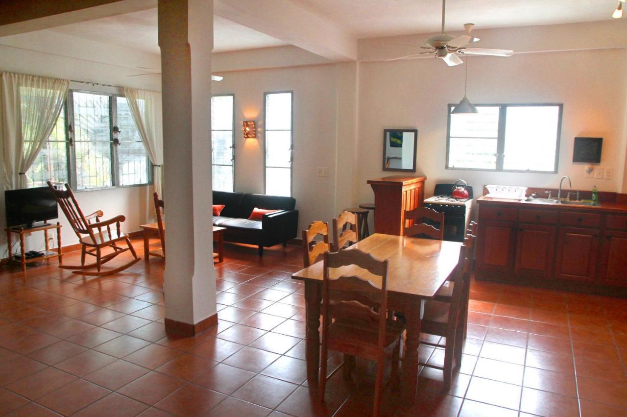Bluebelize B&B Punta Gorda Buitenkant foto